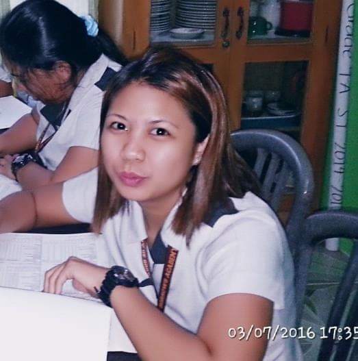 Science-Biology/Chemistry/Physics Tutor in Bacolod city | Online & Ho… — teaching image 1